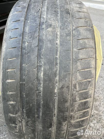 Michelin Pilot Sport 4 255/40 R19 100Y