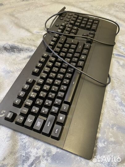 Игровая клавиатура logitech