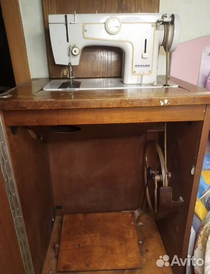 Швейная машинка бу