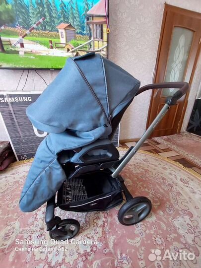 Прогулочная коляска новая