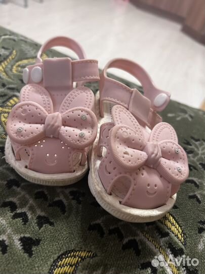 Сандали для девочки 19 размер