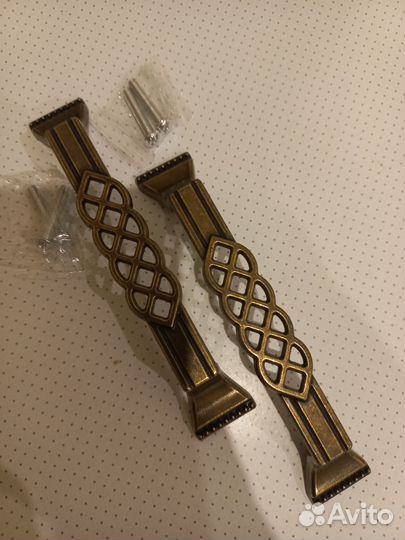 Мебельные ручки