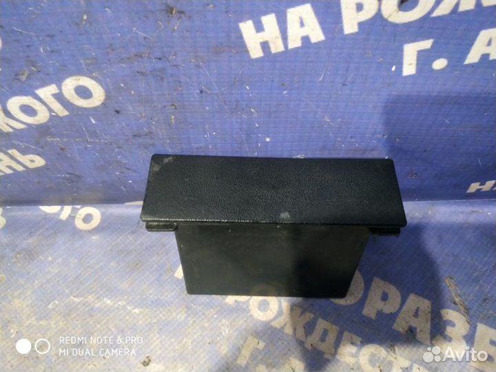 Пепельница Ваз Лада 2105 седан 2106 2000