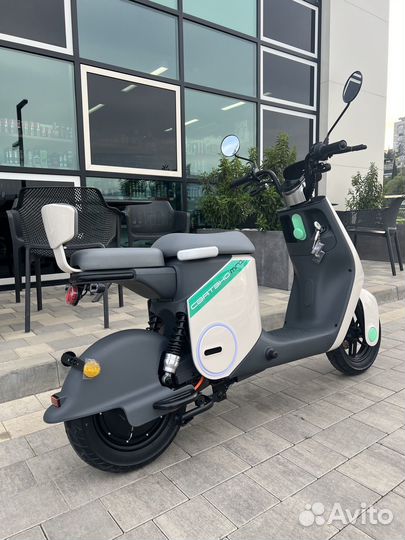 Электроскутер Svyateco MN1