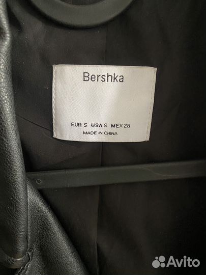 Кожаная куртка bershka