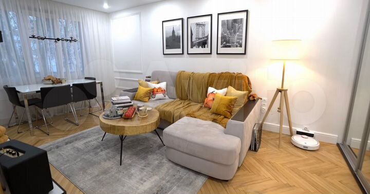 2-к. квартира, 65 м², 2/5 эт.