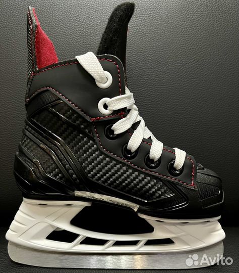 Коньки хоккейные детские 25 размер