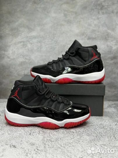 Nike Air Jordan 11 Retro Playoffs Bred