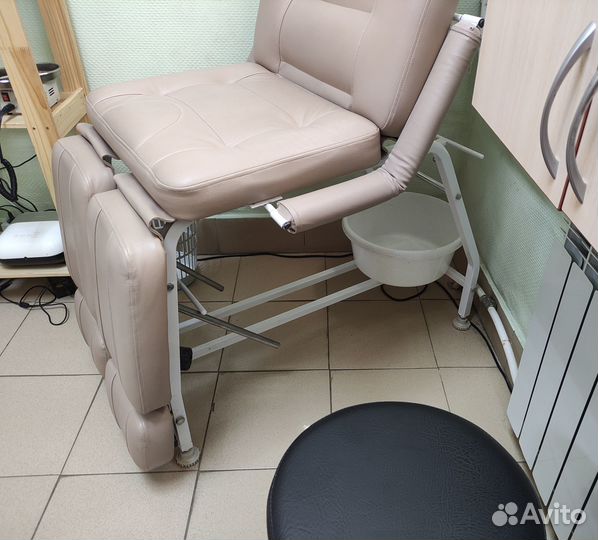 Педикюрное кресло б/у