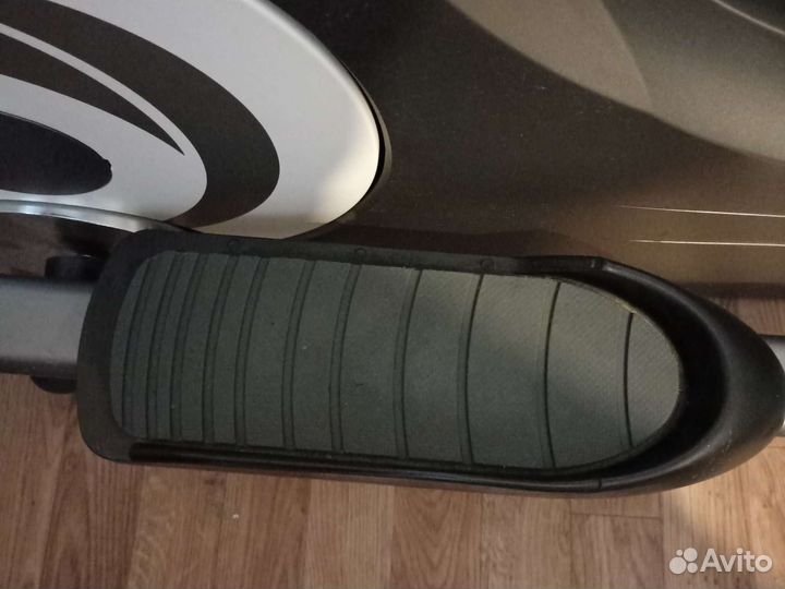 Infiniti XT-7 до 150 кг эллиптический тренажер