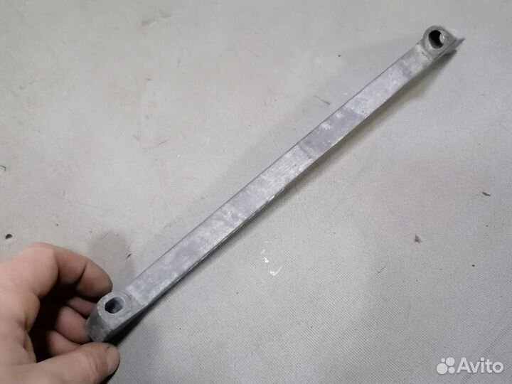 Кронштейн генератора Renault Megane II 2003-2009