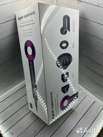 Фен Dyson