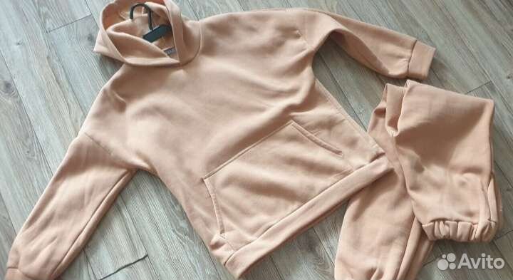 Спортивный костюм женский 42