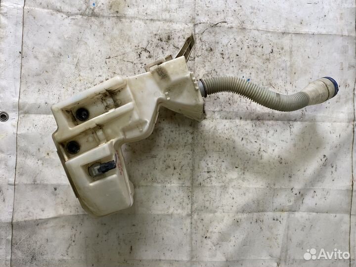 Бачок омывателя Peugeot 308 универсал