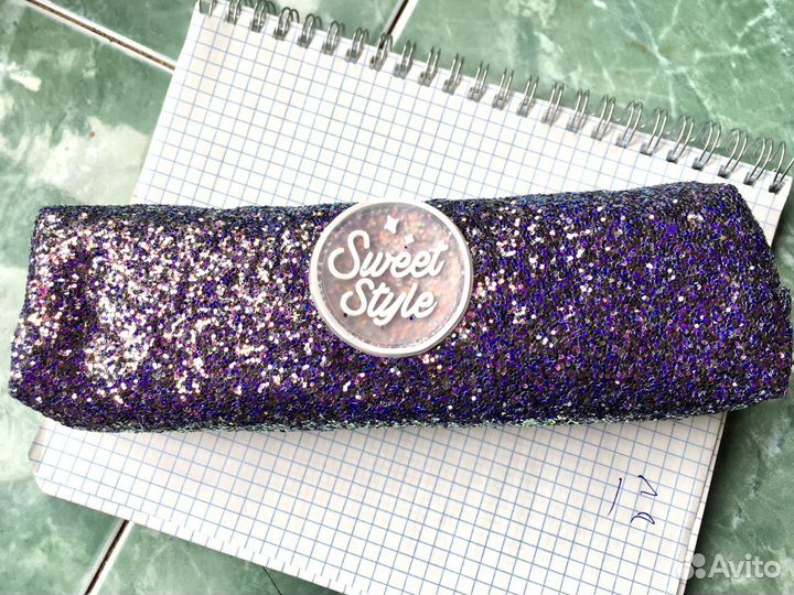 Пенал школьный новый с блестками