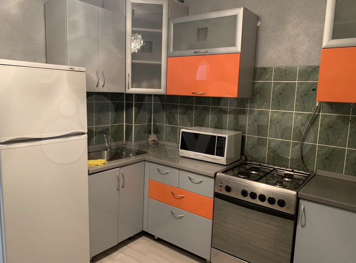 1-к. квартира, 40 м², 8/10 эт.