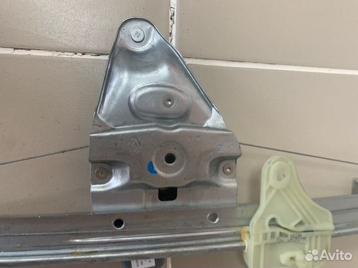 Стеклоподъемный механизм передний правый Renault