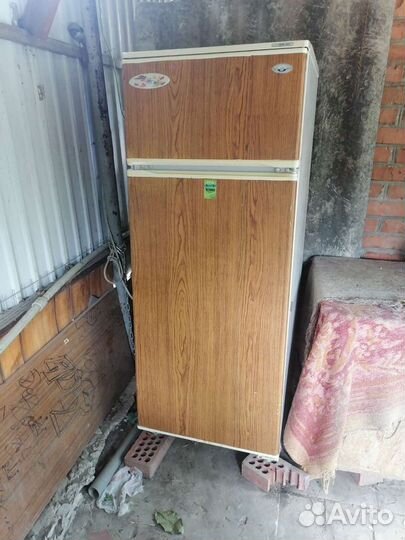 Холодильник бу