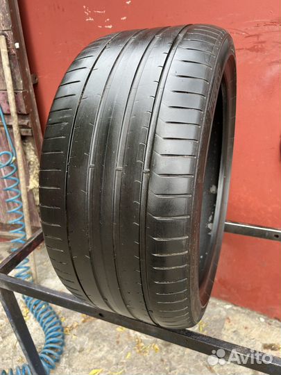 Pirelli P Zero PZ4 275/35 R20 102Y