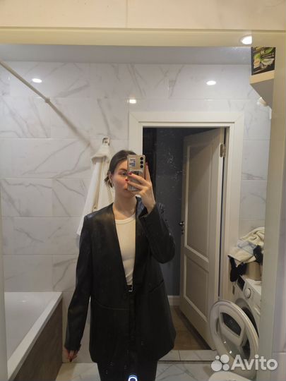 Кожаный пиджак Zarina