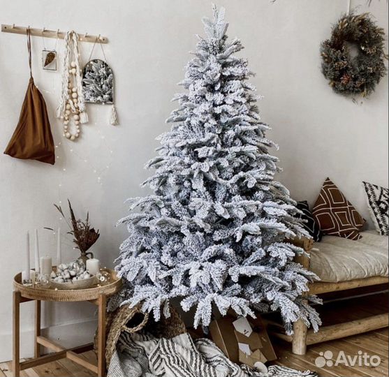 Елка искусственная снежная заснеженная