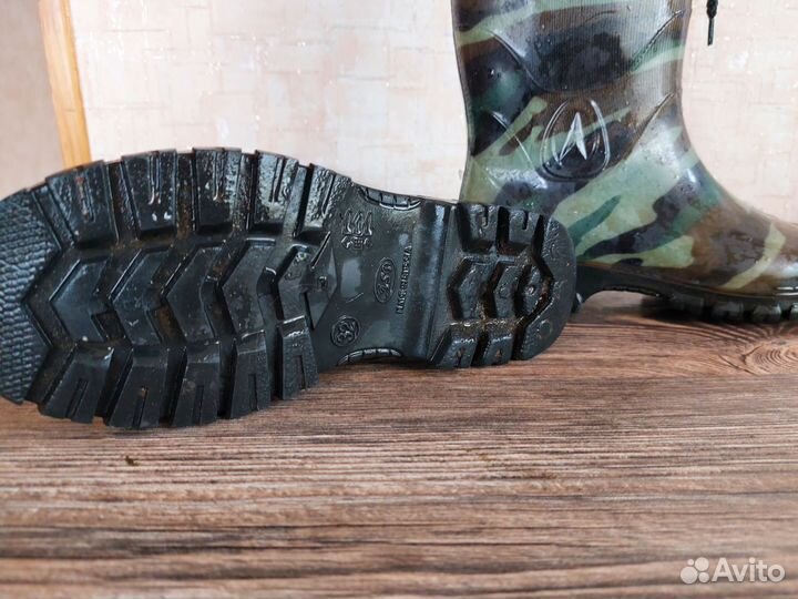 Детские резиновые сапоги