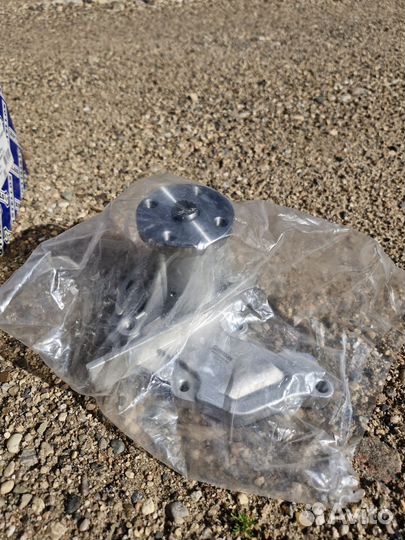 Помпа Ford Focus