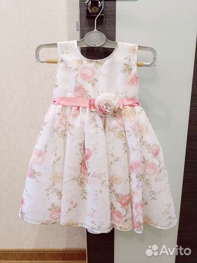 Платье на девочку
