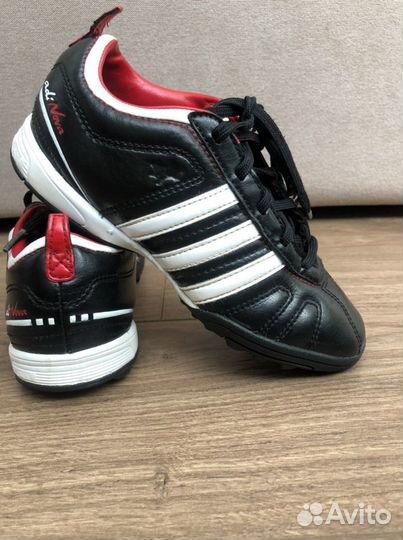 Кроссовки adidas