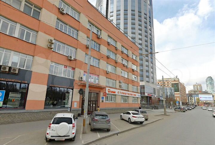 Офисное помещение в центре, 110 м²