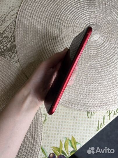 Телефон iPhone хр