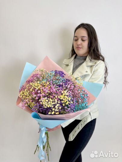 Букет из 11 радужной Гипсофилы в матовой бумаге