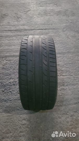 Tigar UHP Ultra High Performance 255/45 R18