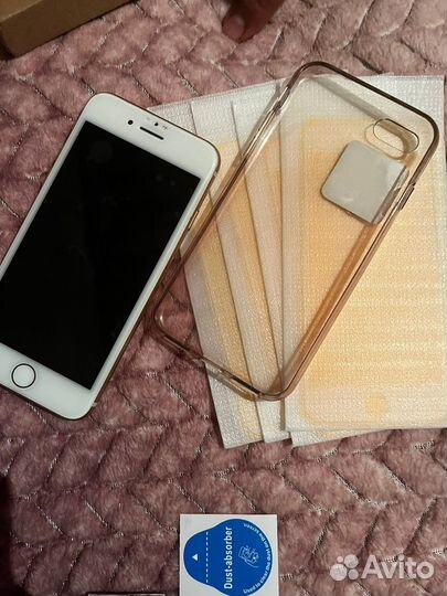 iPhone 8, 64 ГБ