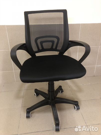 Компьютерное кресло