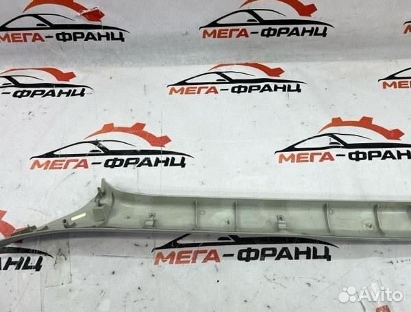 Обшивка салона правая Peugeot 308 хэтчбек EP6C