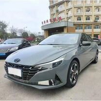 Hyundai Elantra 1.5 CVT, 2021, 28 800 км, с пробегом, цена 1 340 000 руб.