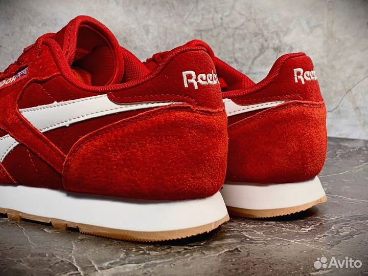 Кроссовки Reebok красные