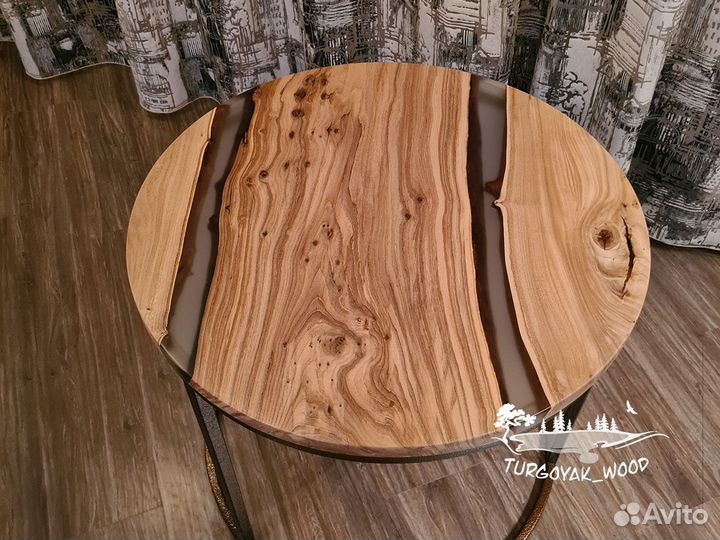 Стол-река два в одном. Комплект из карагача
