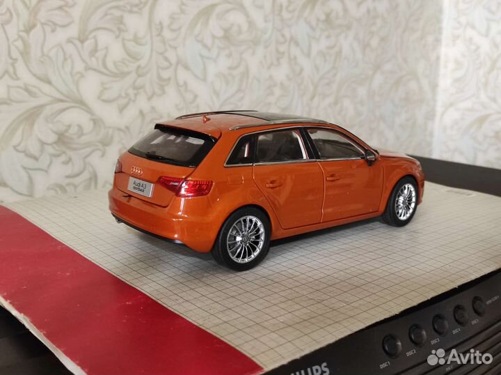 2014 Audi A3 Sport Back 1/18 Paudi Dealer E