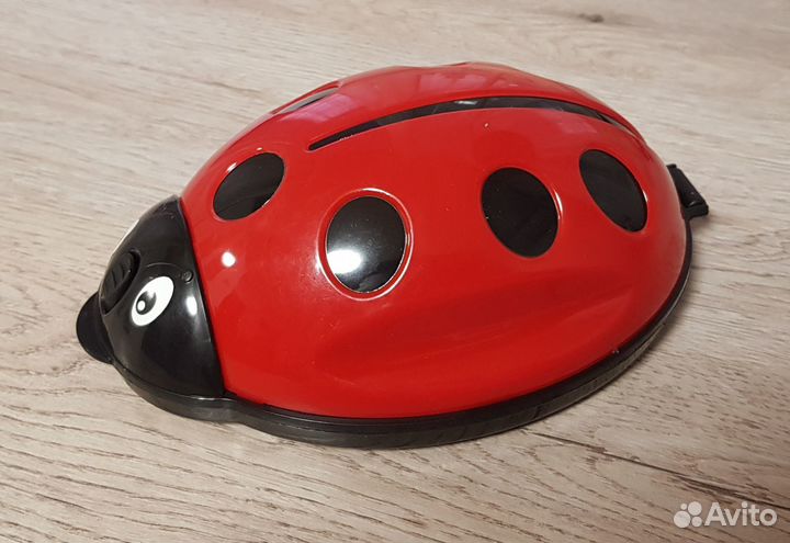 Божья Коровка Щетка-пылесос для ковров два ролика