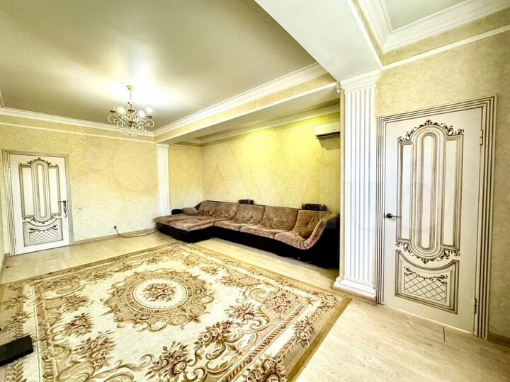 3-к. квартира, 120 м², 3/11 эт.