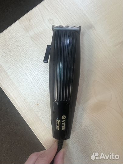 Машинка для стрижки волос