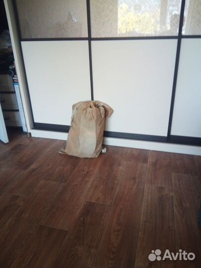 Надувная весельная лодка