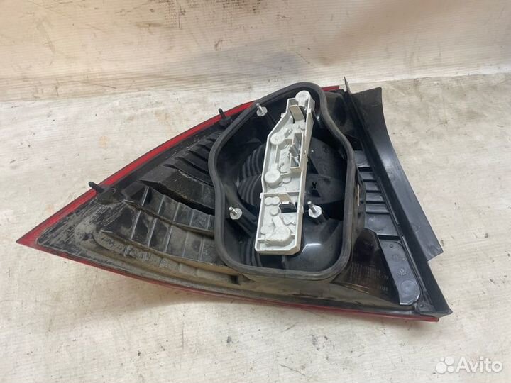 Фонарь задний правый Ford Focus 2 CB4 2006