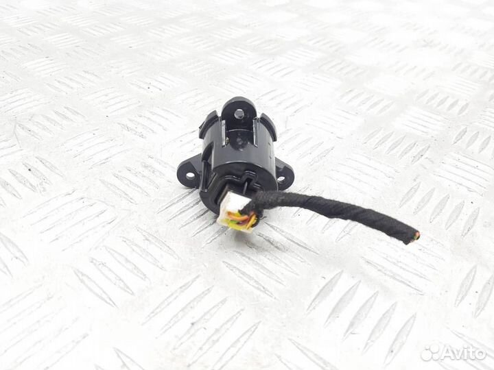 Кнопка запуска двигателя Kia Sportage QL