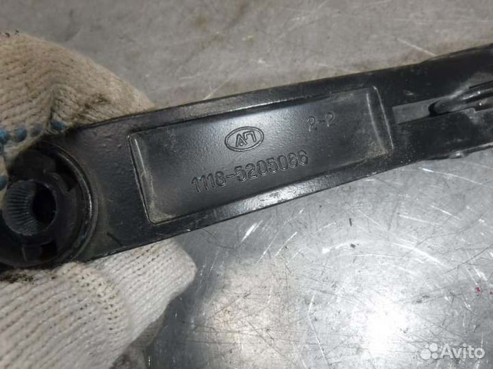 Поводок дворника передний правый Лада Гранта 11183