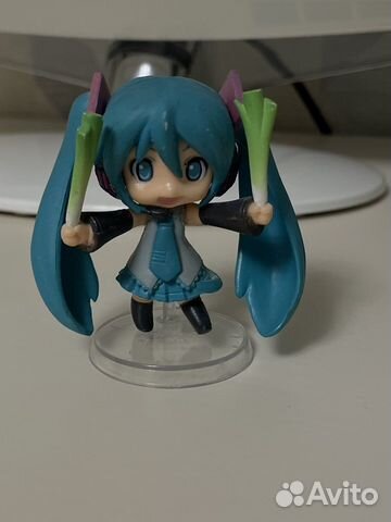 Фигурка аниме вокалоид Мику