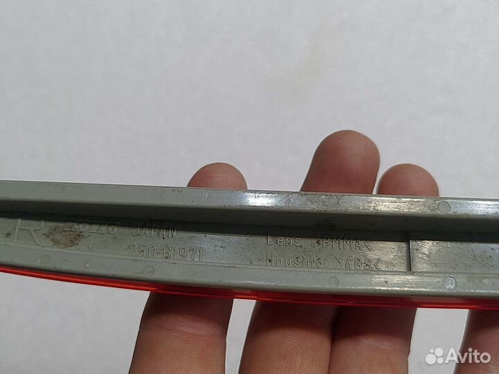 Отражатель задний правый Mazda 6 2-7