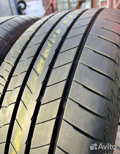 Bridgestone Turanza T005 245/45 R20